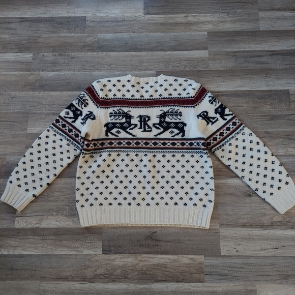 SOLD Vintage Polo Ralph Lauren Reindeer Holiday Ski Sweater Large - Picture 5 of 9